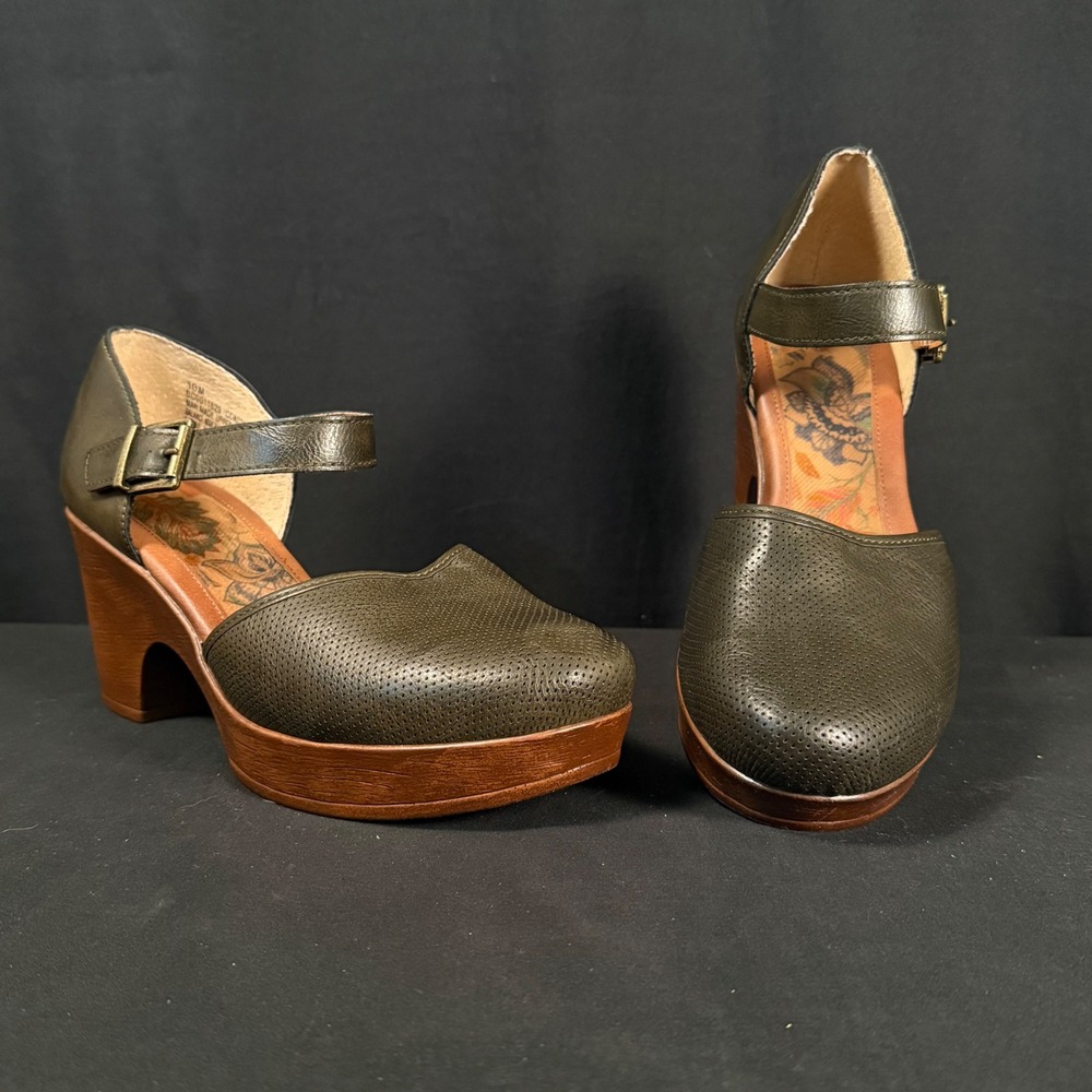 b.o.c. Born Concept Gia Clog Olive Green Perforated Mary Jane BC0011829 Size 10M